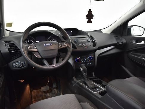 Used 2018 Ford Escape SE image 11