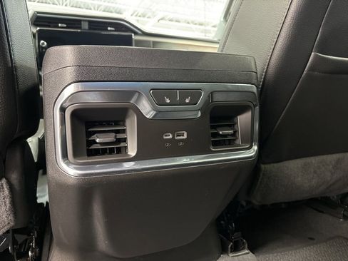 Used 2024 GMC Sierra 2500 Denali w/ Denali Reserve Package image 27