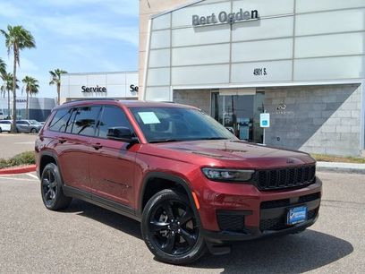 Used 2025 Jeep Grand Cherokee L Laredo