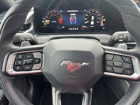 Used 2025 Ford Mustang GT Premium RWD image 14