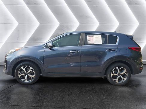 Used 2020 Kia Sportage LX w/ LX Popular Package FWD image 2