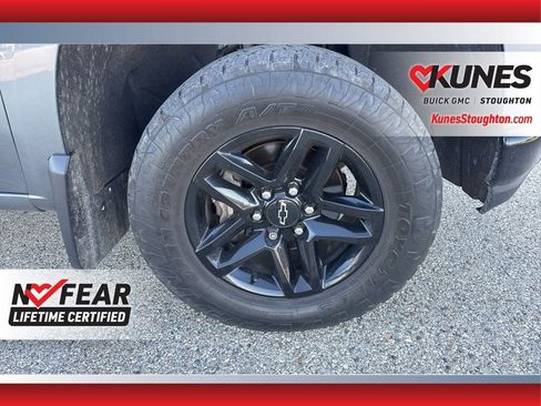 Used 2020 Chevrolet Silverado 1500 LT Trail Boss AWD/4WD image 15