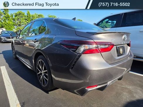 Used 2024 Toyota Camry SE w/ Cold Weather Package AWD/4WD image 4