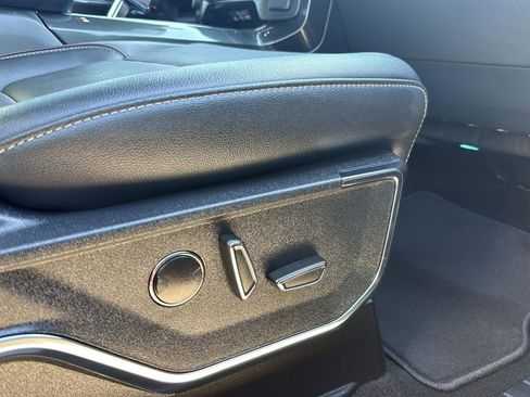 Used 2022 Ford F150 Lariat w/ Equipment Group 502A High image 25