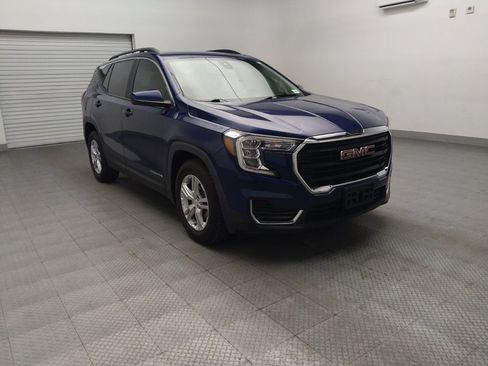 Used 2022 GMC Terrain SLE w/ Driver Convenience Package FWD image 13