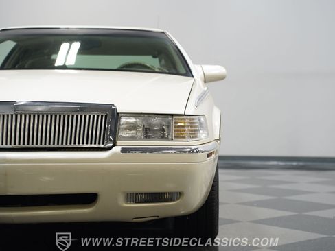 Used 2001 Cadillac Eldorado ESC w/ Comfort/Convenience Pkg image 19