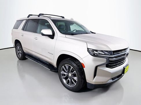 Used 2023 Chevrolet Tahoe LT w/ Luxury Package AWD/4WD image 4