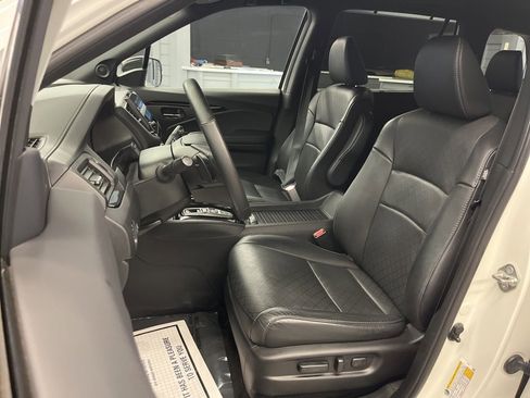 Used 2019 Honda Passport Touring image 11
