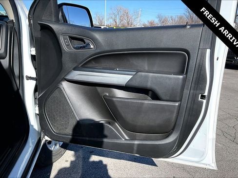 Used 2022 Chevrolet Colorado LT w/ LT Convenience Package image 27