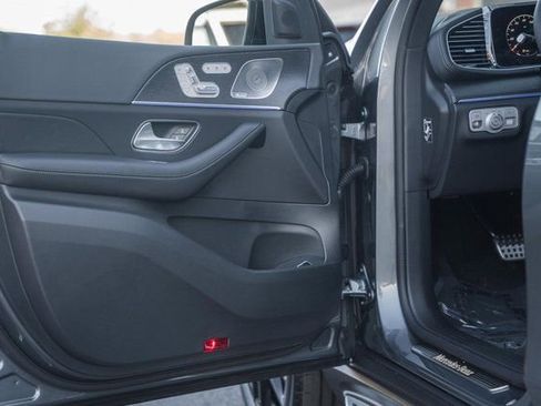 New 2026 Mercedes-Benz GLS 450 4MATIC image 42