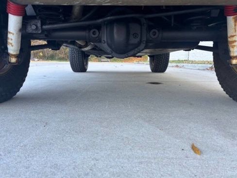 Used 2015 Jeep Wrangler Unlimited Sahara w/ Connectivity Group image 15