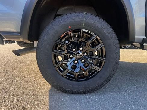 New 2026 Chevrolet Colorado Trail Boss AWD/4WD image 6