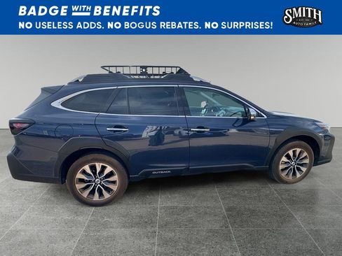 Used 2023 Subaru Outback Touring XT AWD/4WD image 3