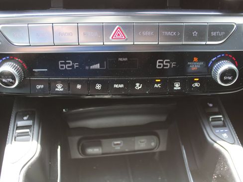 Certified 2024 Kia Telluride SX Prestige X-Line AWD/4WD image 50