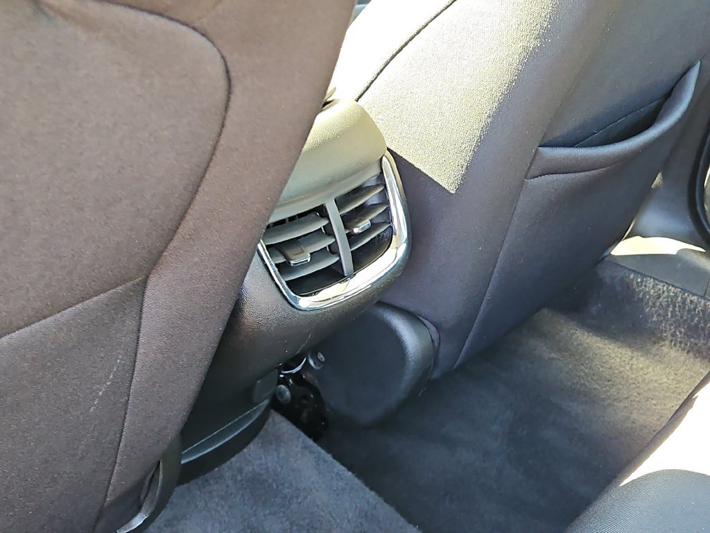 Used 2024 Chevrolet Malibu LT FWD image 15