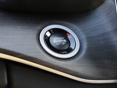 New 2025 Jeep Grand Cherokee Limited image 31