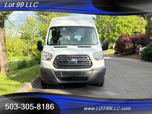 Used 2018 Ford Transit 350 XLT image 4
