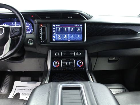 Used 2023 GMC Yukon Denali image 19