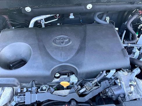 Used 2024 Toyota RAV4 XLE w/ Convenience Package AWD/4WD image 35