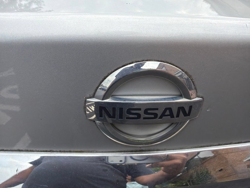 Used 2015 Nissan Altima 2.5 SV FWD image 9