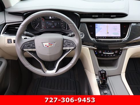 Used 2023 Cadillac XT6 Premium Luxury FWD image 19