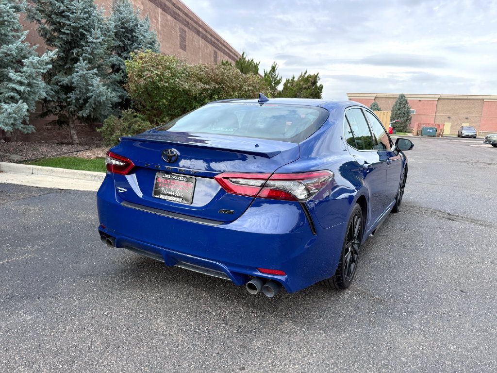 Used 2023 Toyota Camry XSE FWD image 7