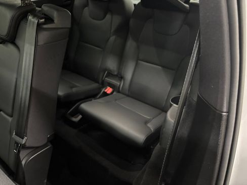 Certified 2023 Volvo XC90 B6 Plus w/ Protection Package Premier AWD/4WD image 15