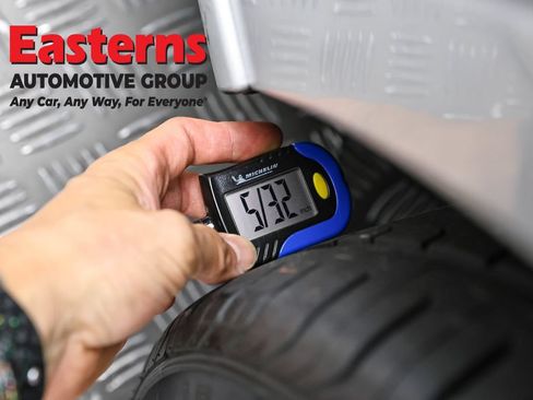Used 2023 Chrysler 300 S RWD image 28
