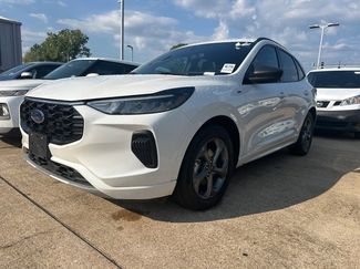 Used 2023 Ford Escape ST-Line w/ Tech Pack #1 video 1