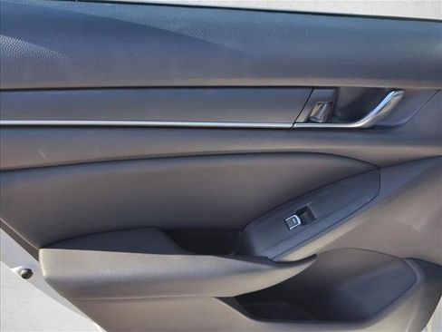 Used 2020 Honda Accord Sport image 18
