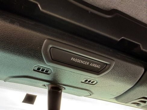 Used 2020 Jeep Wrangler Sport S image 23