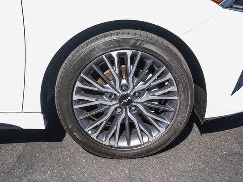 Certified 2023 Kia Forte GT-Line FWD image 12