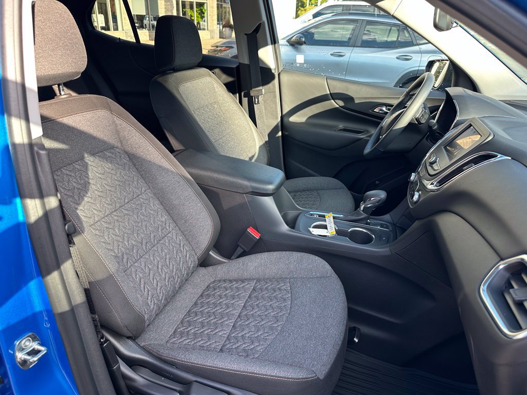 Used 2024 Chevrolet Equinox LT AWD/4WD image 31