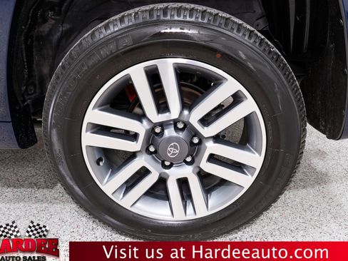 Used 2024 Toyota 4Runner TRD Sport image 10