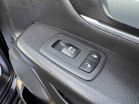 Used 2023 RAM 1500 Big Horn AWD/4WD image 34
