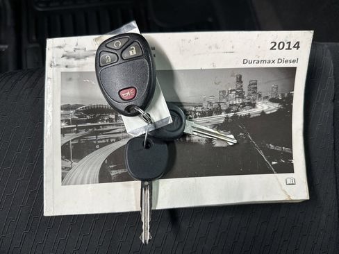 Used 2014 Chevrolet Silverado 2500 LT image 36