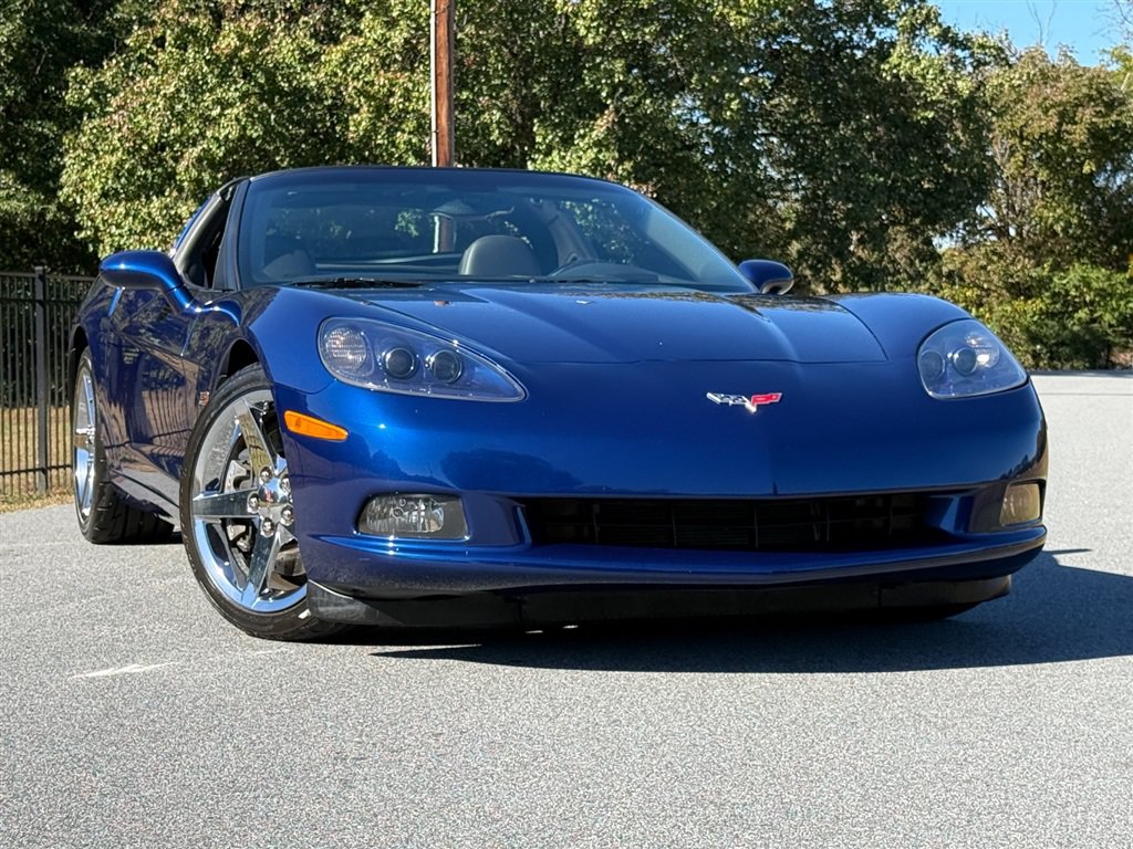 Used 2007 Chevrolet Corvette Coupe w/ Preferred Equipment Group RWD image 29