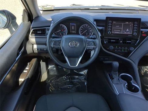 Certified 2021 Toyota Camry LE image 15