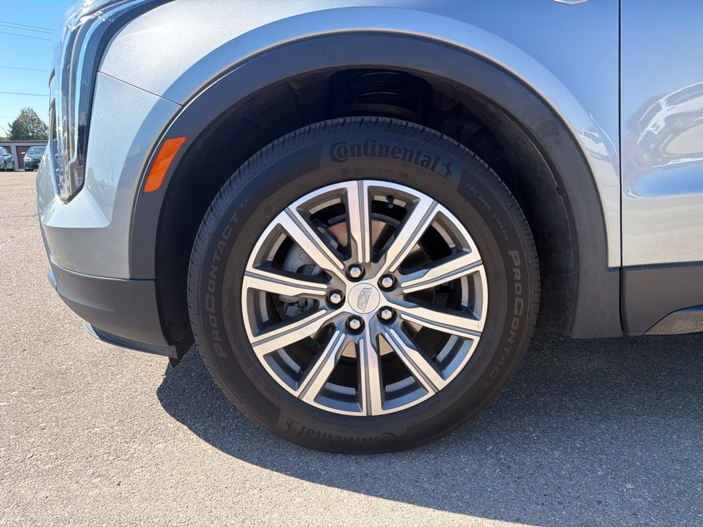Used 2023 Cadillac XT4 Sport w/ Trailering Package AWD/4WD image 39