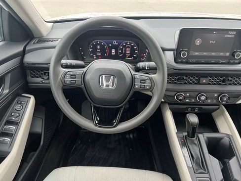 Used 2024 Honda Accord LX image 15