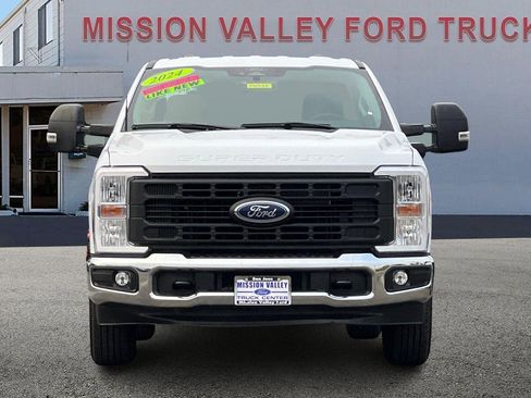 Used 2024 Ford F250 XL w/ XL Chrome Package image 9