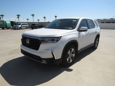 Used 2023 Honda Pilot EX-L image 1