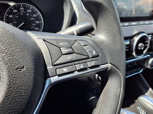 Used 2024 Nissan Sentra SV FWD image 24