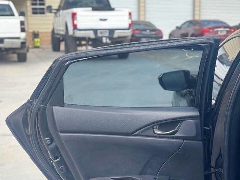 Used 2018 Honda Civic Sport image 27