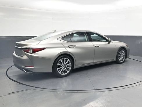 Used 2019 Lexus ES 350 w/ Premium Package FWD image 4