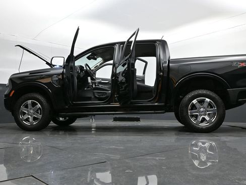 New 2025 Ford Ranger Lariat w/ Chrome Accent Package image 39