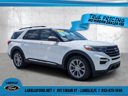 Certified 2022 Ford Explorer XLT w/ Equipment Group 202A RWD image 1