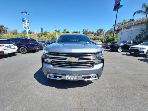 Used 2019 Chevrolet Silverado 1500 High Country AWD/4WD image 3