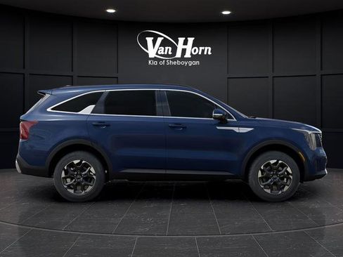 New 2026 Kia Sorento S image 7