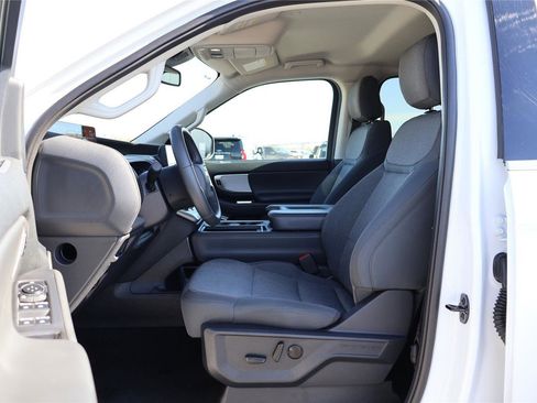 Certified 2025 Ford Expedition Max Active image 11